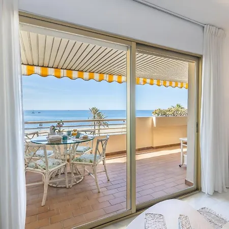 Espectacular Estepona, Primera Linea De Playa, Totalmente Reformado En 2023 Apartment *