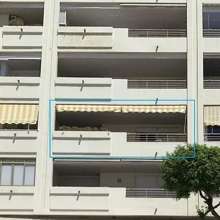 Espectacular Apartamento Estepona, Primera Linea De Playa, Totalmente Reformado En 2023 Estepona