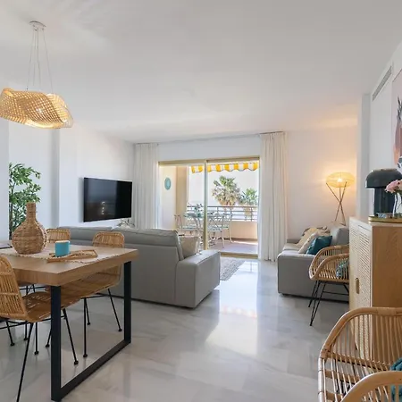 Espectacular Estepona, Primera Linea De Playa, Totalmente Reformado En 2023