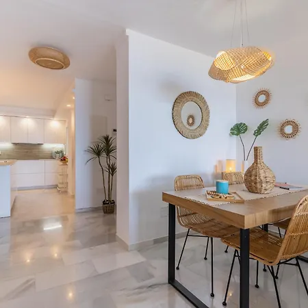 Espectacular Estepona, Primera Linea De Playa, Totalmente Reformado En 2023 Apartamento Estepona
